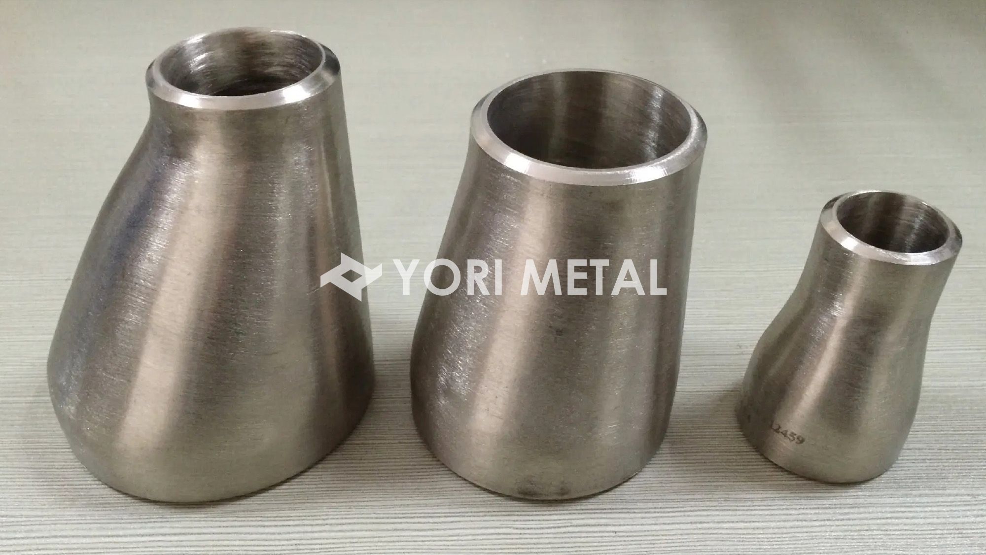 Titanium & titanium alloy reducer