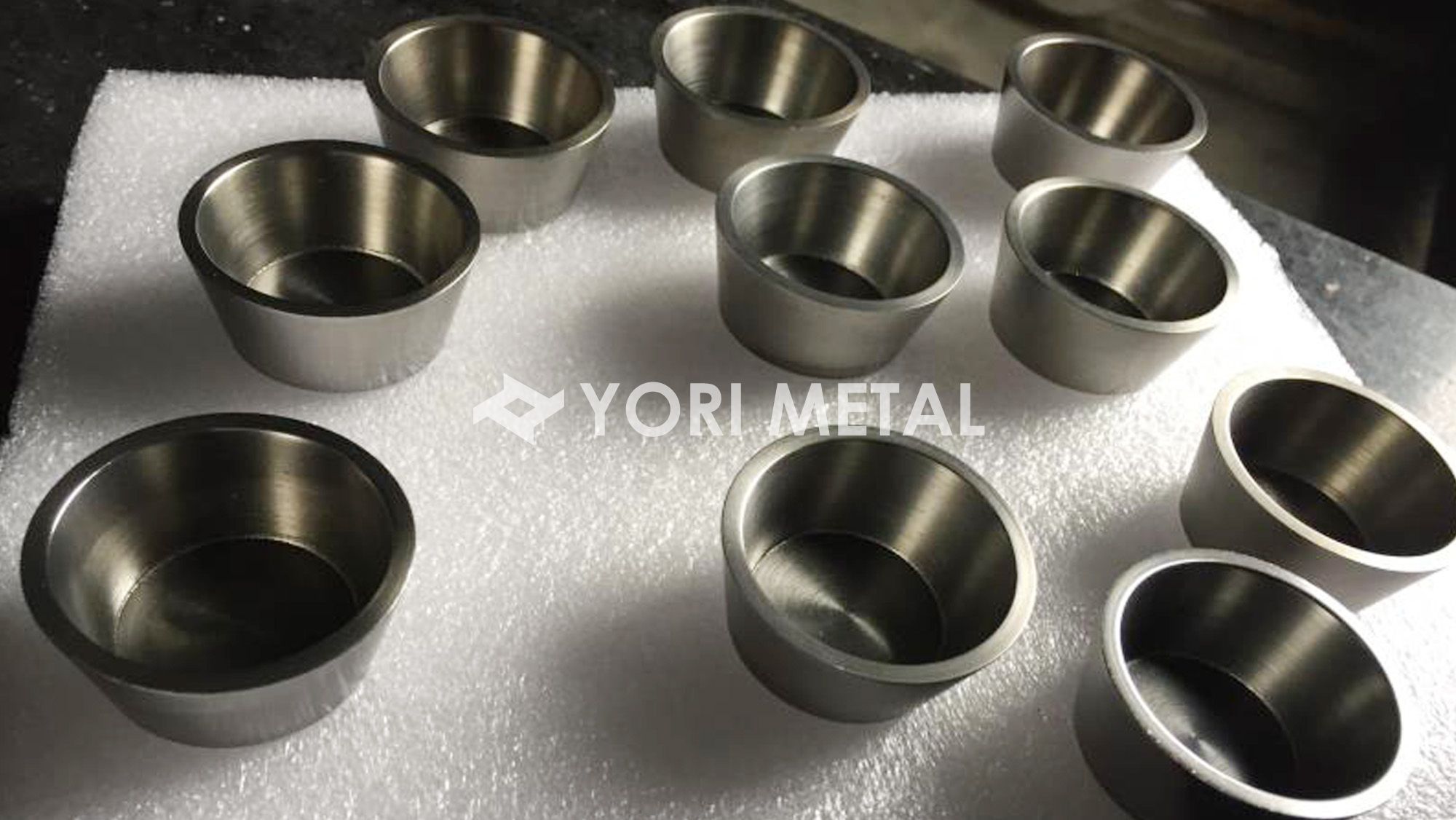 Molybdenum & molybdenum alloy crucible